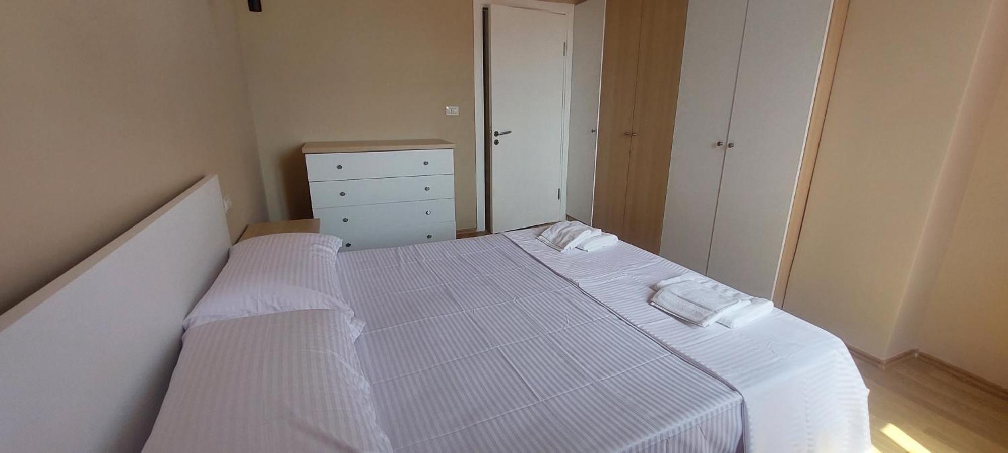 Lu-Er Tirana Center Apartment Exterior photo